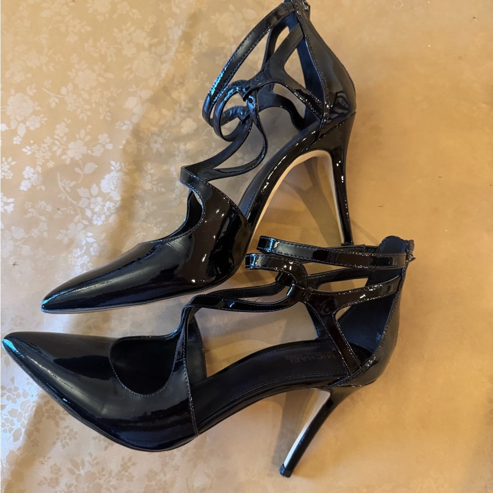 MICHAEL Michael Kors Black Patent Heels
